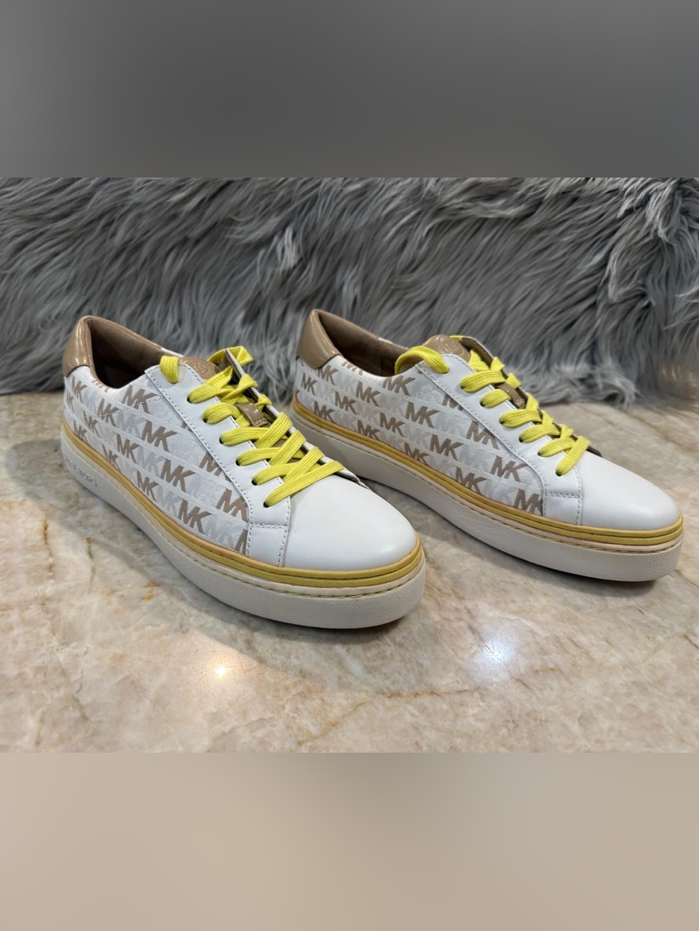 Michael Kors MK Chapman Logo Embossed
Leather Sneaker Camel Multi. New